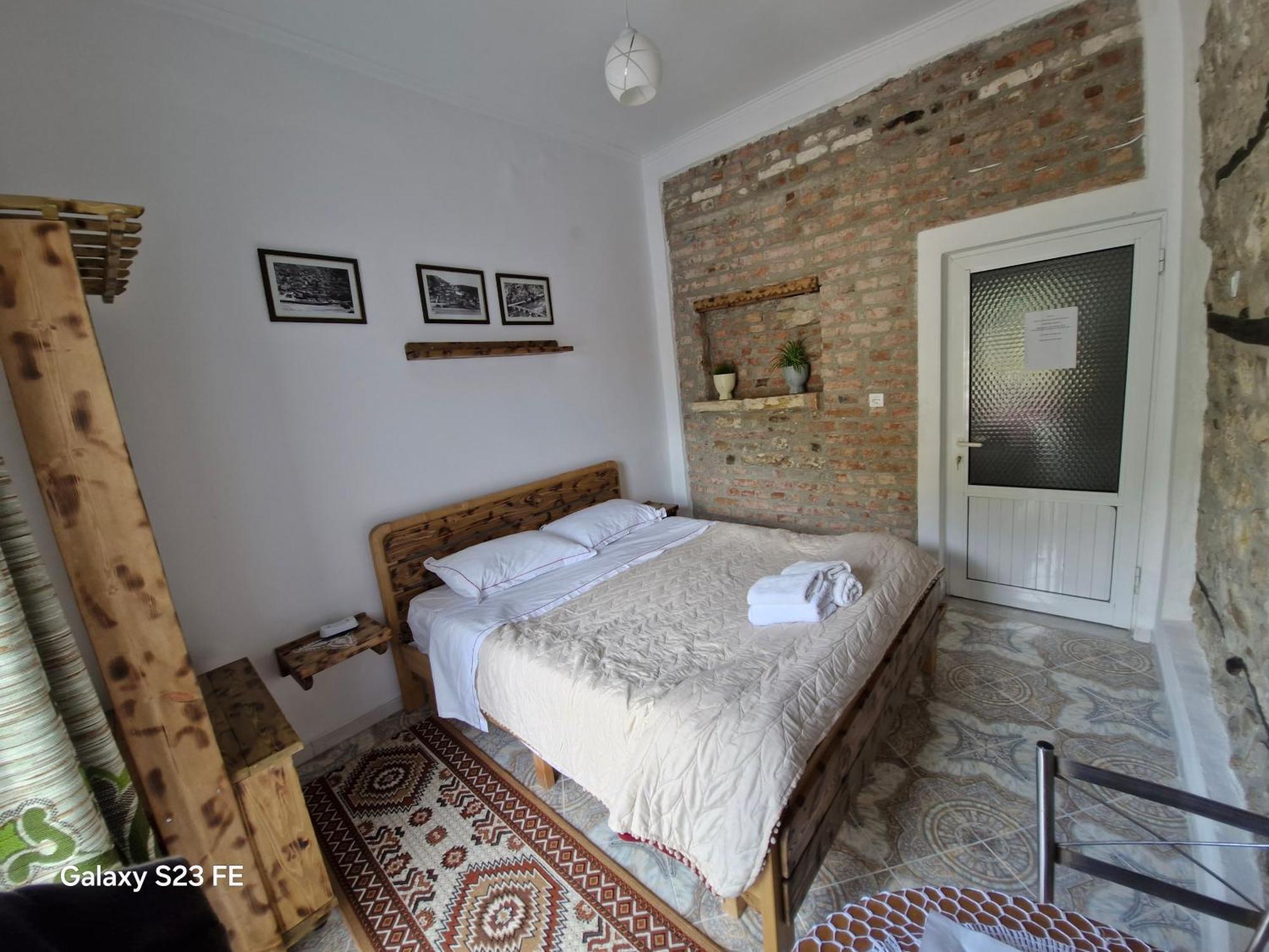 Guesthouse Belle View Berat Exterior foto